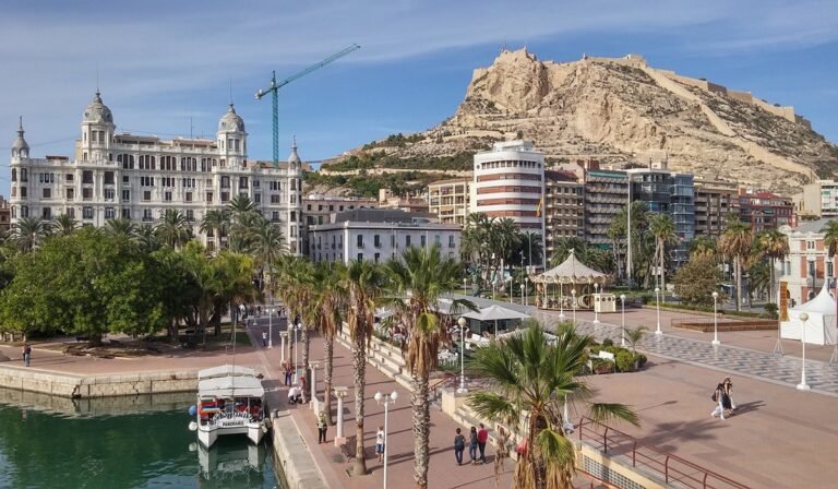 Living in Alicante, Spain – Interview With an Expat